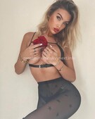 Анкета проститутки Карина - метро Нагатино-Садовники, возраст - 24